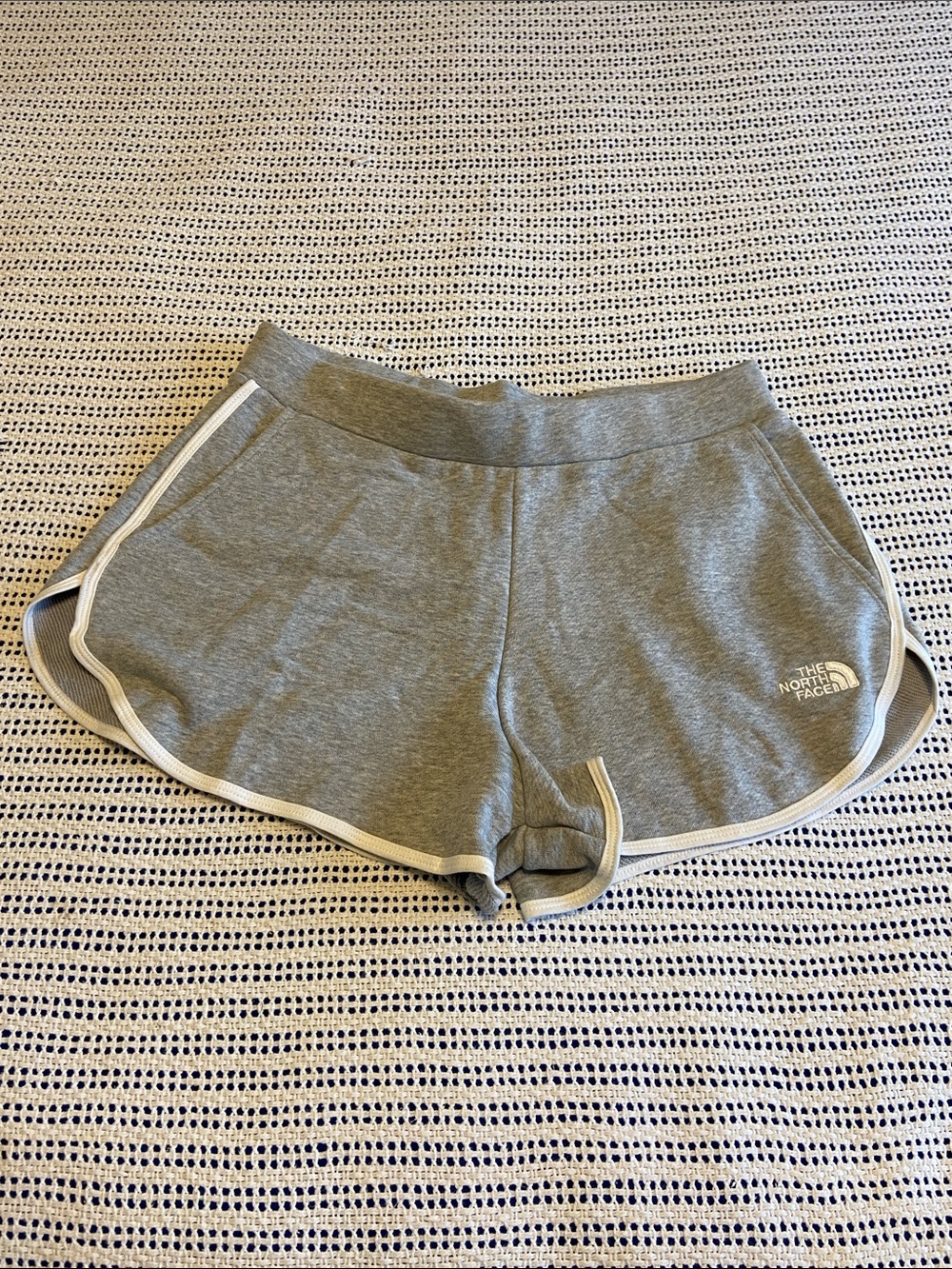THE NORTH FACE Fleece Shorts white piping pockets Women’s Light Gray Size Large